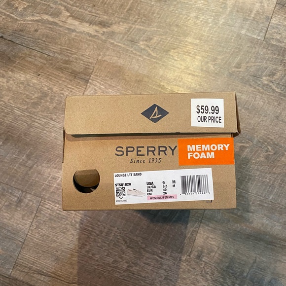 Sperry Slip-on Sneaker, size 9 - Picture 4 of 4